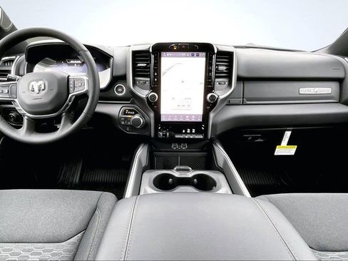 New 2026 RAM 1500 4x4 Crew Cab image 5
