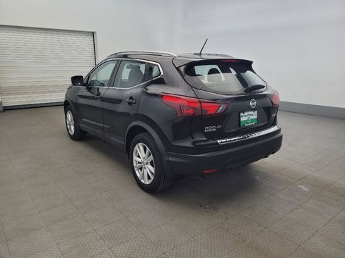 Used 2017 Nissan Rogue Sport SV w/ SV Premium Package image 5