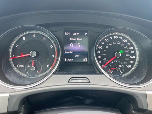 Used 2018 Volkswagen Atlas SEL FWD image 14