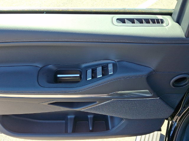 New 2027 Lincoln Navigator Reserve AWD/4WD image 7