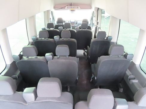 Used 2020 Ford Transit 350 XLT image 37