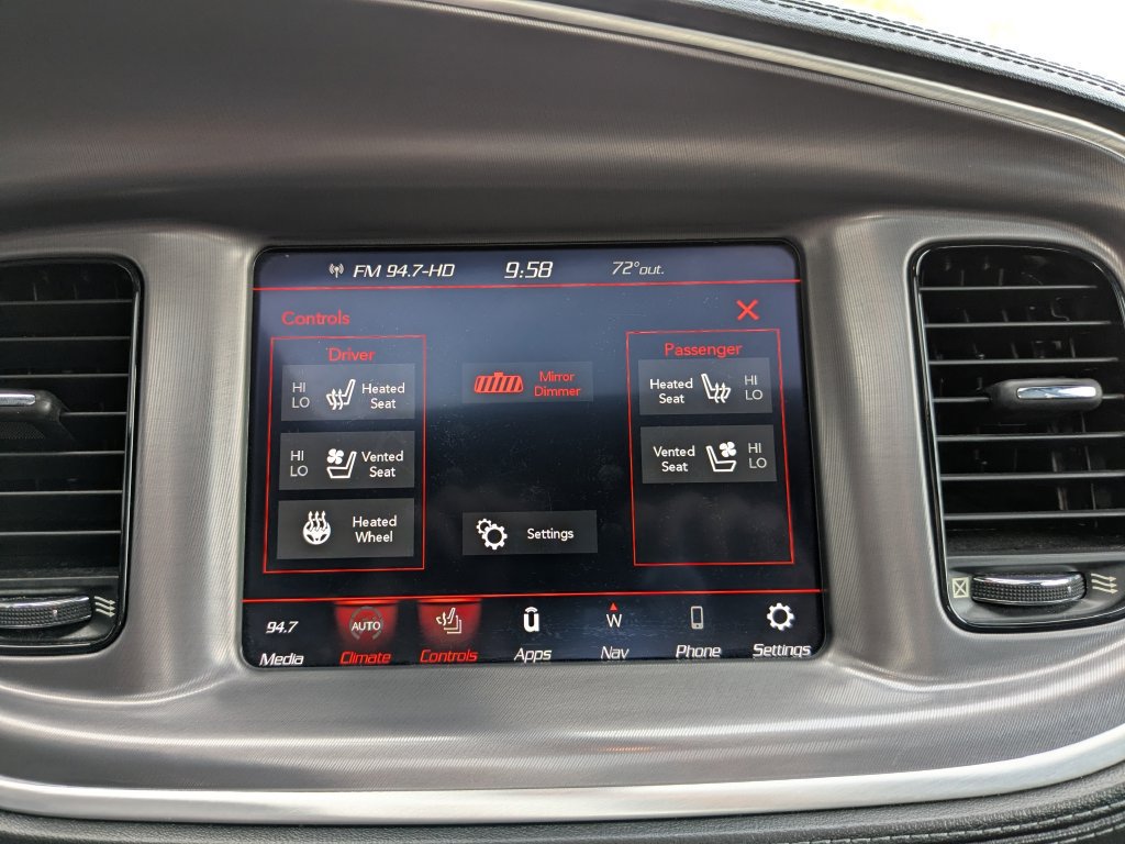 Used 2020 Dodge Charger R/T w/ Plus Group RWD image 13