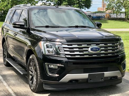Used 2019 Ford Expedition Limited AWD/4WD image 3