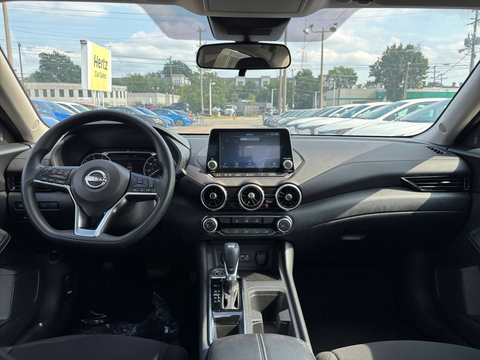 Used 2025 Nissan Sentra SV FWD image 30