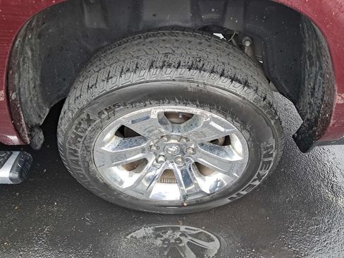 Used 2025 RAM 1500 Big Horn AWD/4WD image 9