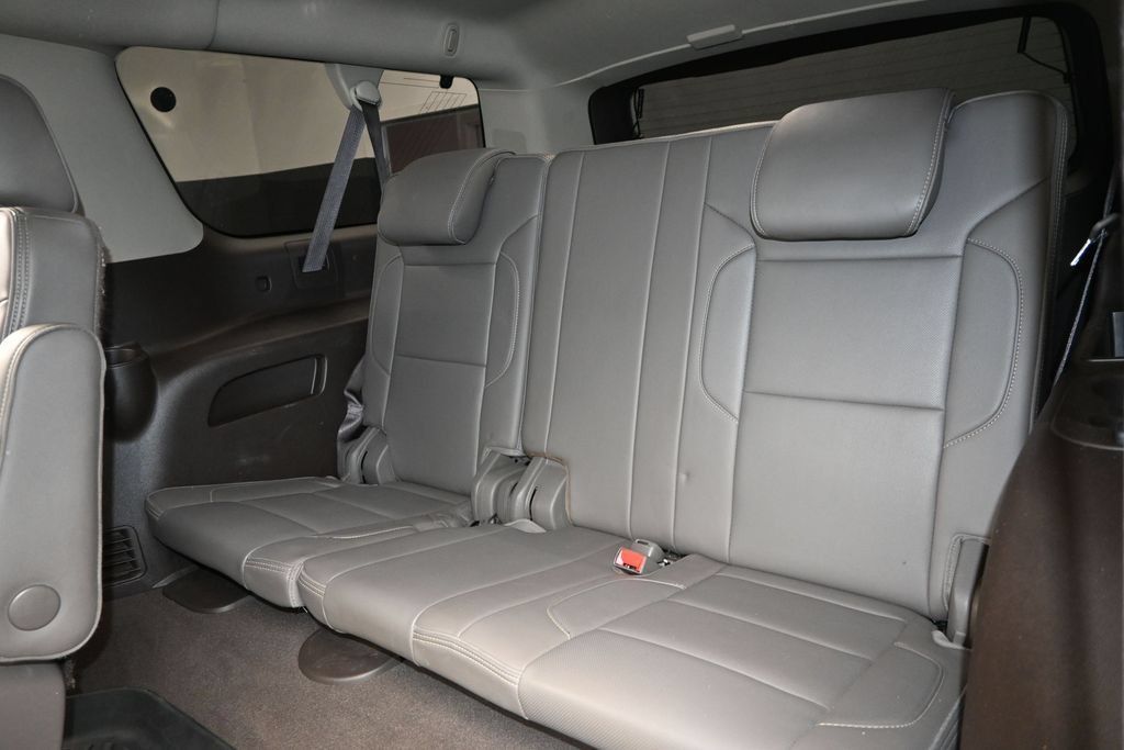 Used 2019 GMC Yukon XL Denali w/ Denali Ultimate Package RWD image 16