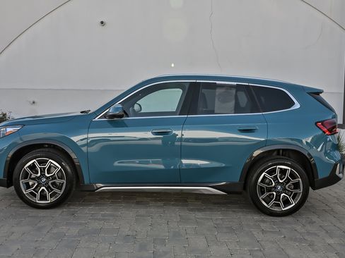 Used 2025 BMW X1 xDrive28i AWD/4WD image 10