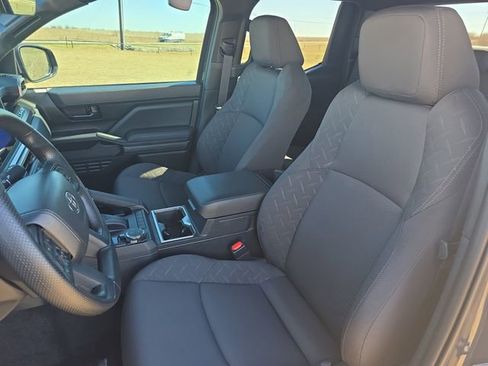 Used 2025 Toyota Tacoma SR5 image 13
