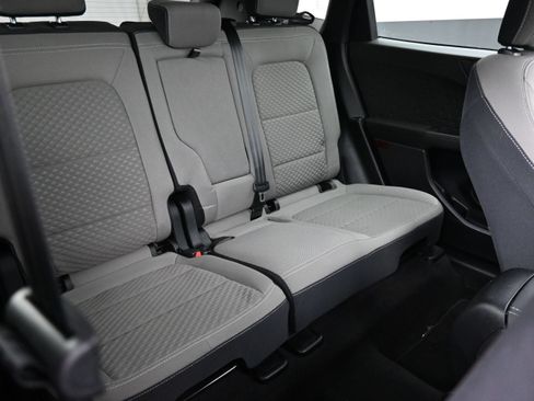 Used 2020 Ford Escape SE FWD image 29