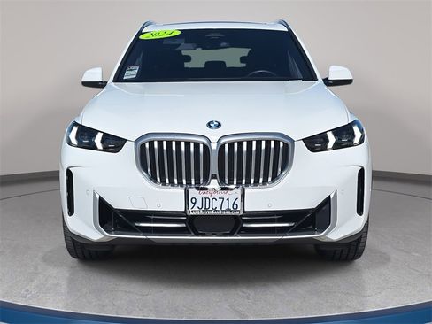 Used 2024 BMW X5 xDrive50e w/ Parking Assistance Package image 3