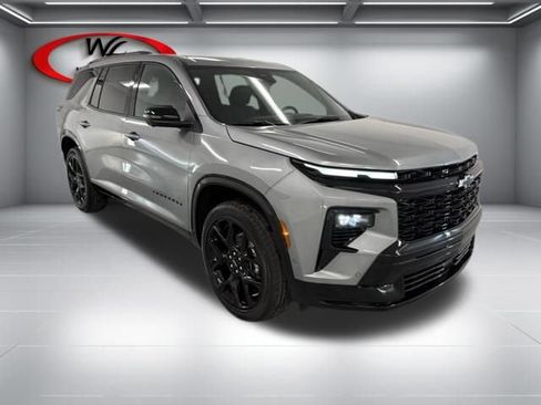 New 2026 Chevrolet Traverse RS FWD image 3