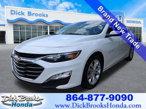 Used 2024 Chevrolet Malibu LT FWD image 1