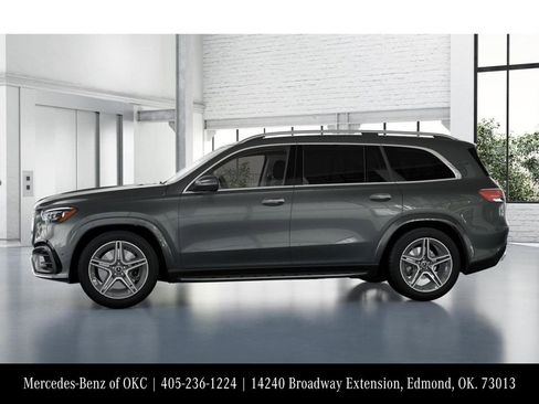 Used 2026 Mercedes-Benz GLS 450 GLS 450 image 35