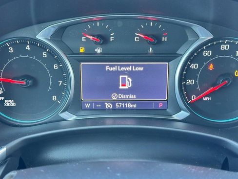 Used 2019 Chevrolet Equinox LT FWD image 19