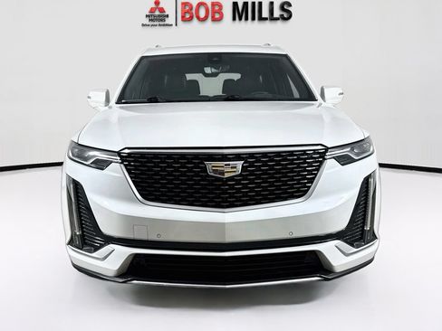 Used 2020 Cadillac XT6 Premium Luxury FWD image 2