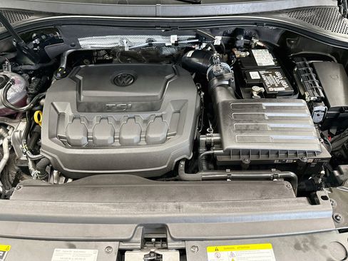 Used 2023 Volkswagen Tiguan SE FWD image 32
