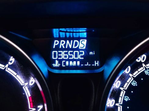 Used 2014 Ford Fiesta SE w/ Equipment Group 201A image 26