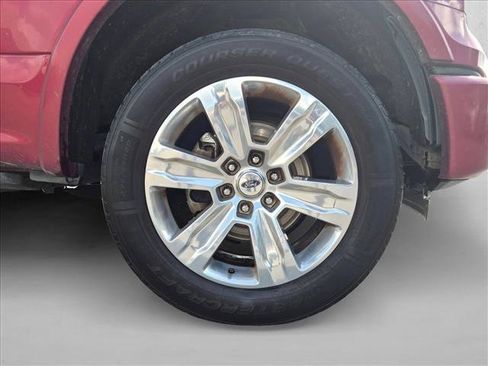 Used 2016 Ford F150 Platinum w/ Equipment Group 701A Luxury AWD/4WD image 12