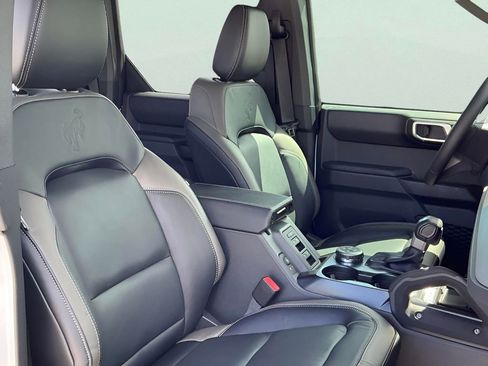 New 2026 Ford Bronco Outer Banks w/ Sasquatch Package AWD/4WD image 19