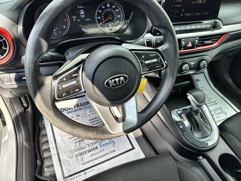 Used 2021 Kia Forte LXS FWD image 10