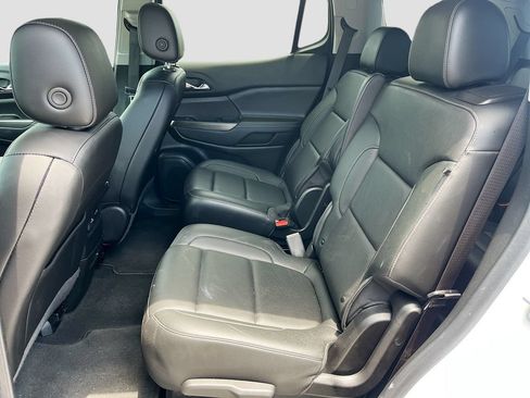 Used 2023 GMC Acadia SLT w/ Elevation Edition FWD image 25