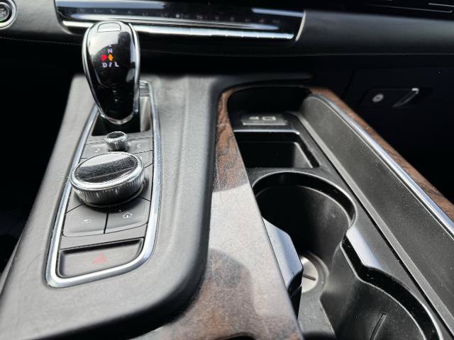 Used 2021 Cadillac Escalade Sport Platinum AWD/4WD image 9