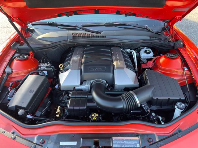 Used 2010 Chevrolet Camaro SS w/ RS Package RWD image 23