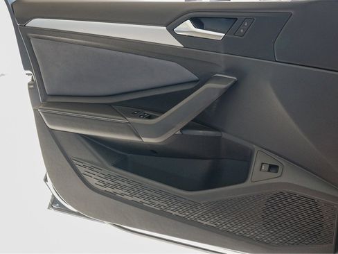 New 2026 Volkswagen Jetta SE image 17