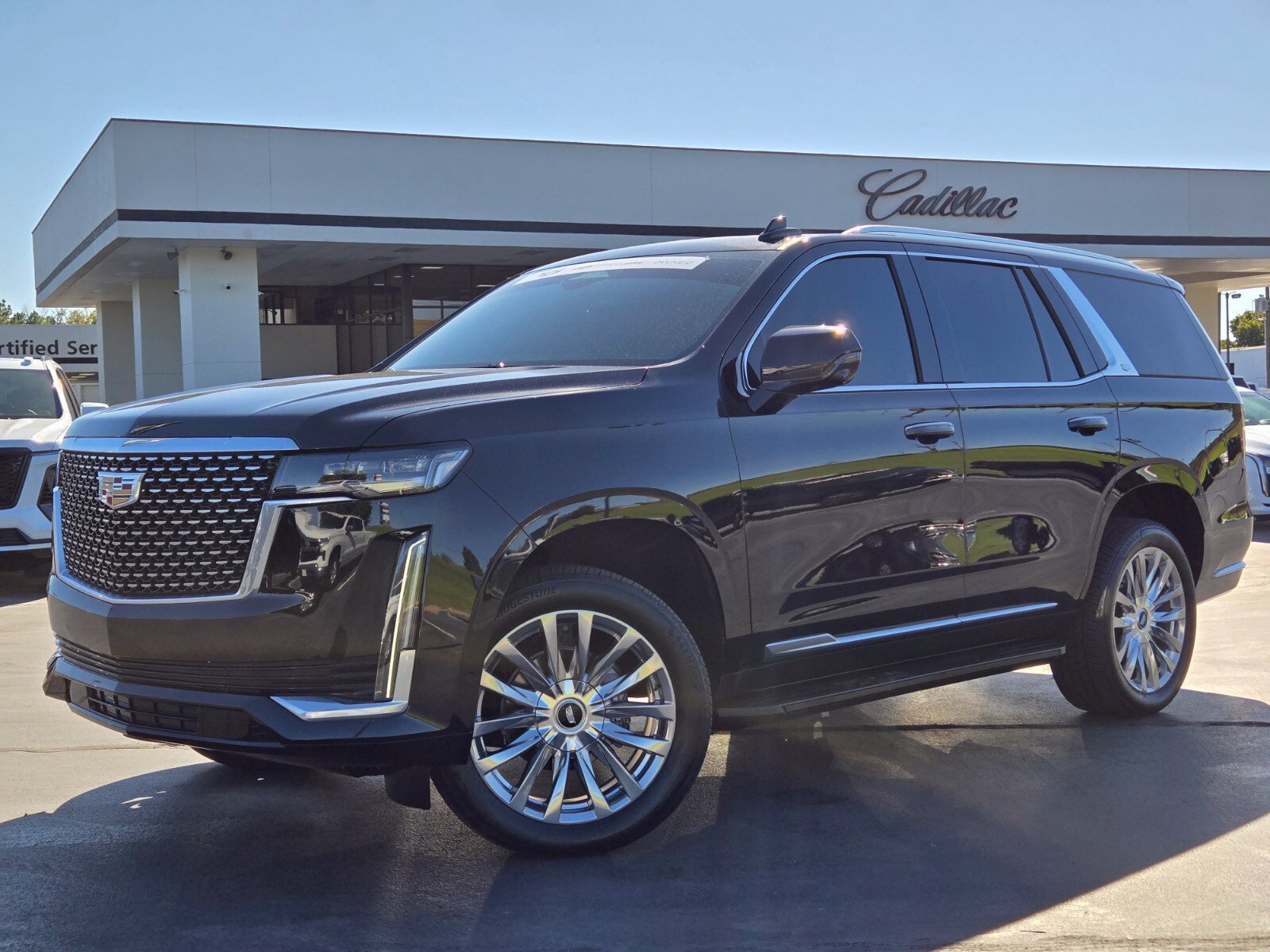Used 2024 Cadillac Escalade Premium Luxury AWD/4WD image 1