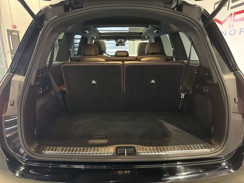 Used 2023 Mercedes-Benz GLS 450 4MATIC w/ AMG Line Exterior image 39