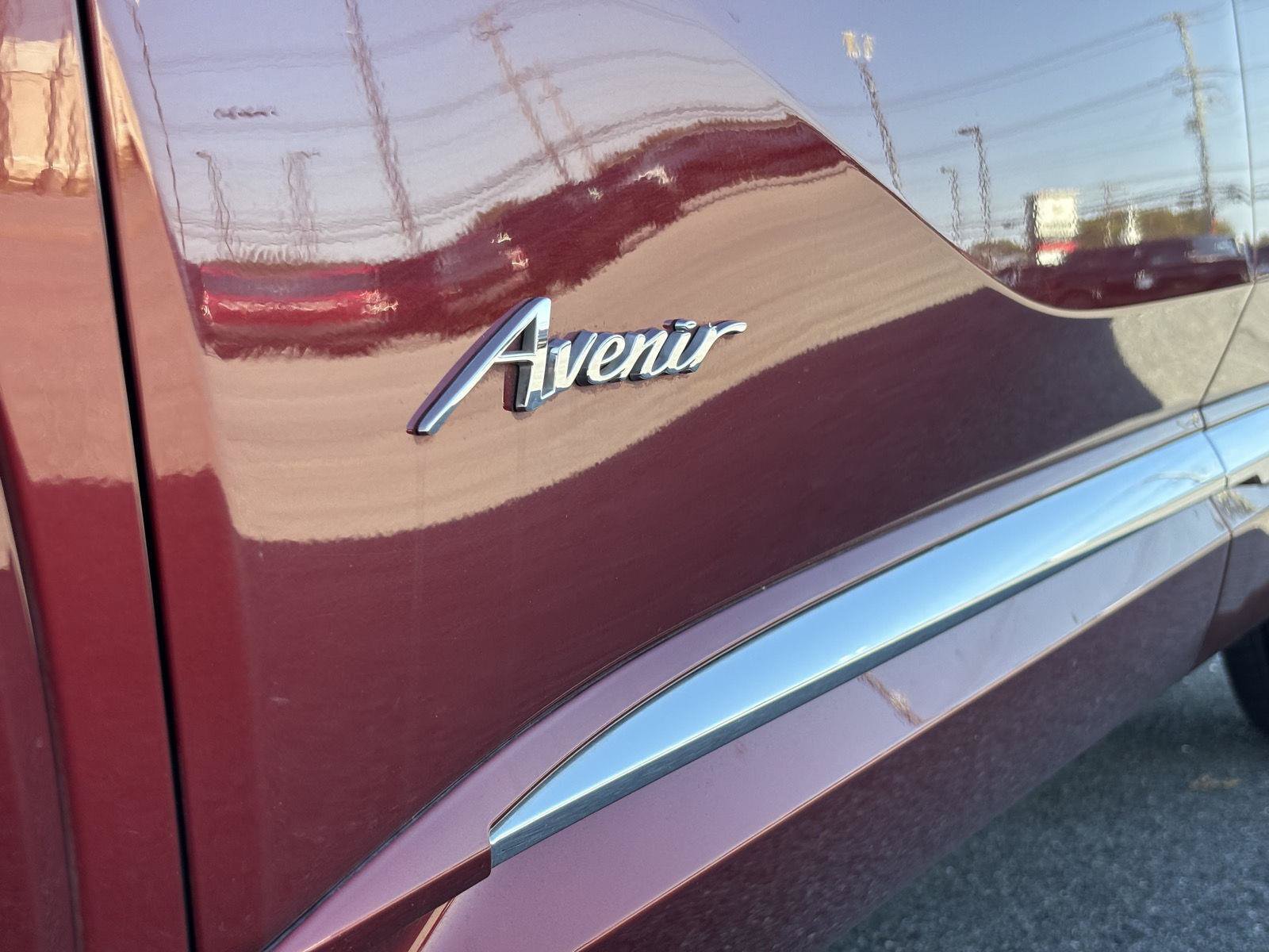 Used 2023 Buick Envision Avenir AWD/4WD image 9