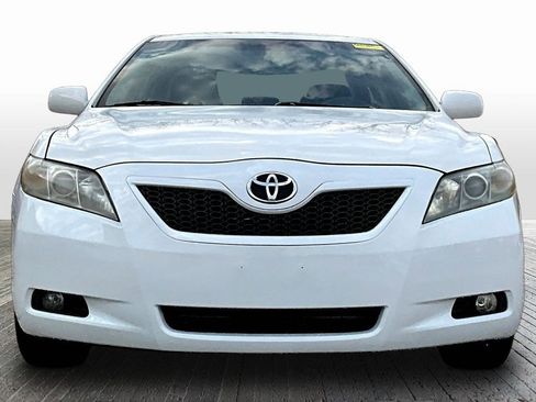 Used 2008 Toyota Camry SE image 2