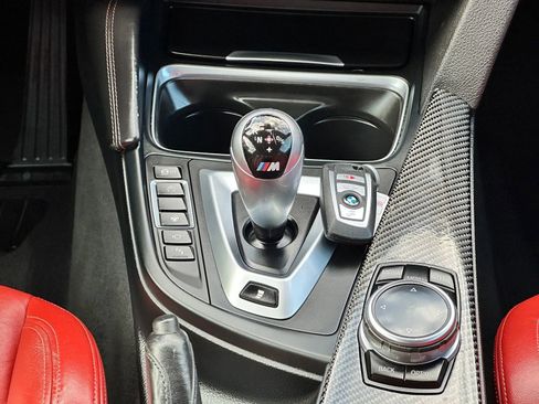 Used 2015 BMW M4 Coupe RWD image 16