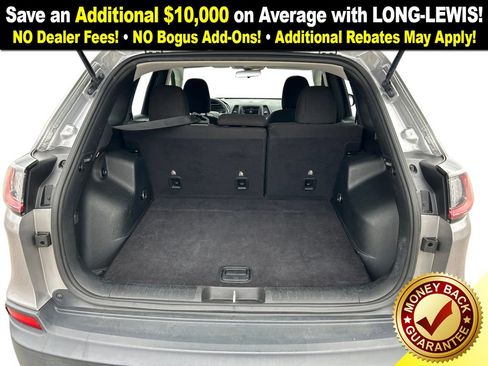 Used 2019 Jeep Cherokee Latitude w/ Popular Appearance Group image 24