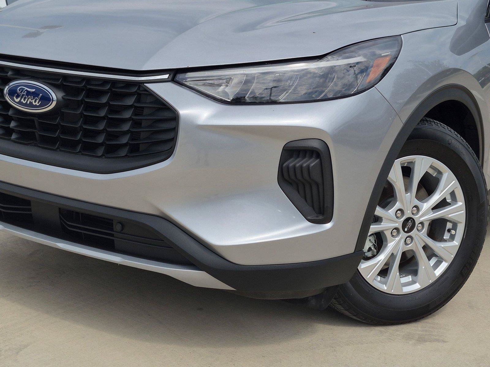 Used 2023 Ford Escape Active FWD image 6