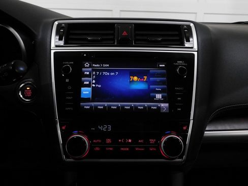 Used 2018 Subaru Outback 2.5i Limited image 52