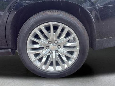Used 2024 Chevrolet Tahoe High Country AWD/4WD image 15