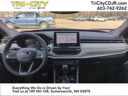 New 2026 Jeep Compass Limited image 12