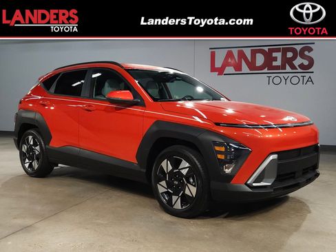Used 2024 Hyundai Kona SEL w/ Convenience Package image 1