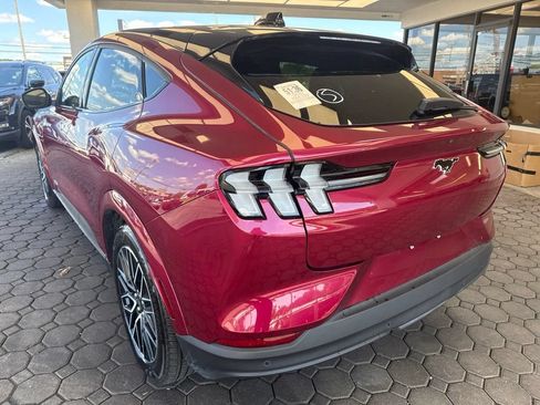 Used 2025 Ford Mustang Mach-E Premium AWD/4WD image 8