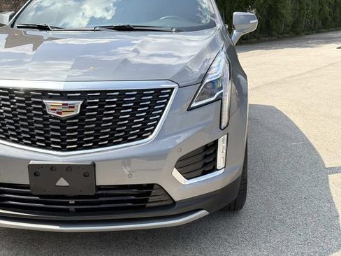 Used 2022 Cadillac XT5 Premium Luxury w/ LPO, Floor Liner Package AWD/4WD image 9