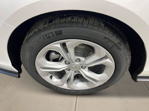 New 2026 Honda Accord LX image 11