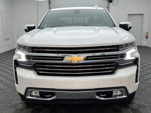 Used 2022 Chevrolet Silverado 1500 High Country w/ Technology Package AWD/4WD image 15