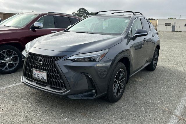 Used 2024 Lexus NX 250 FWD w/ Premium Package image 3