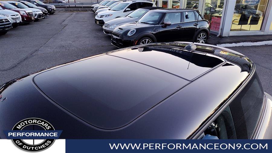 Used 2022 MINI Cooper S w/ Premium Package FWD image 9
