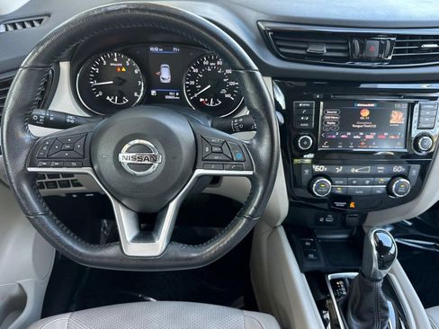 Used 2022 Nissan Rogue Sport SV w/ Technology Package AWD/4WD image 28