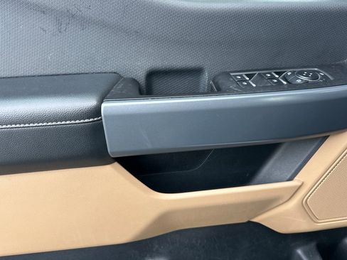 Used 2023 Ford F150 XLT AWD/4WD image 8