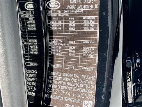 Used 2020 Land Rover Range Rover Evoque SE image 31