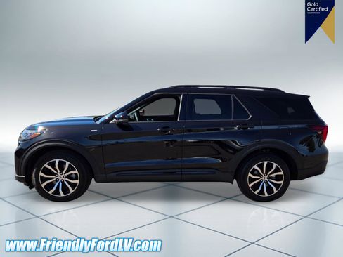 Certified 2026 Ford Explorer ST-Line RWD image 4