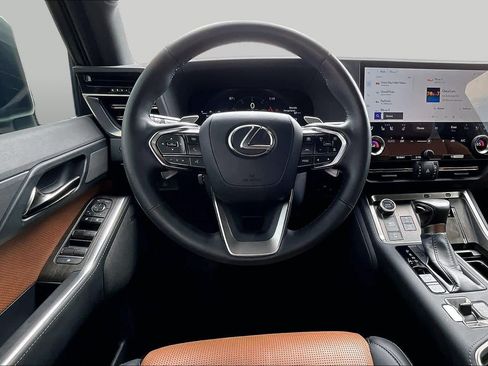 Used 2024 Lexus GX 550 w/ Accessory Package (2T) AWD/4WD image 6
